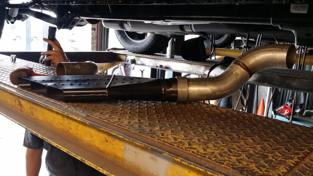 Nascar style side exit exhaust on my '14 8spd DodgeTalk Forum